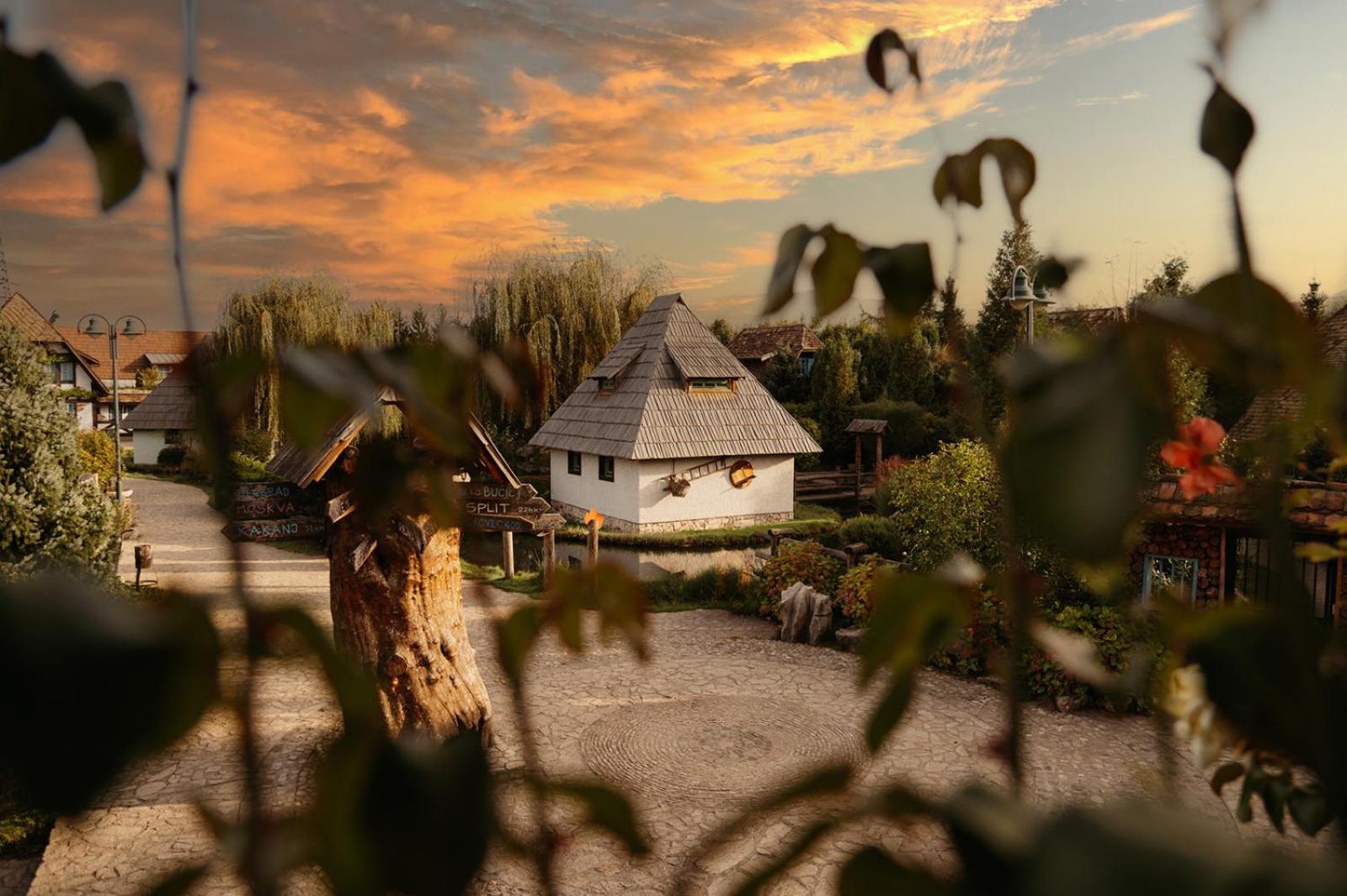 Etno Village Cardaci Vitez Exterior foto